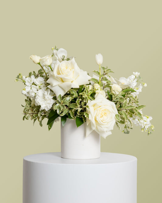 Medium Centerpiece - White Collection